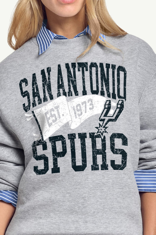 Starter Top Pick | WOMENS SAN ANTONIO SPURS PENNANT SWEATSHIRT