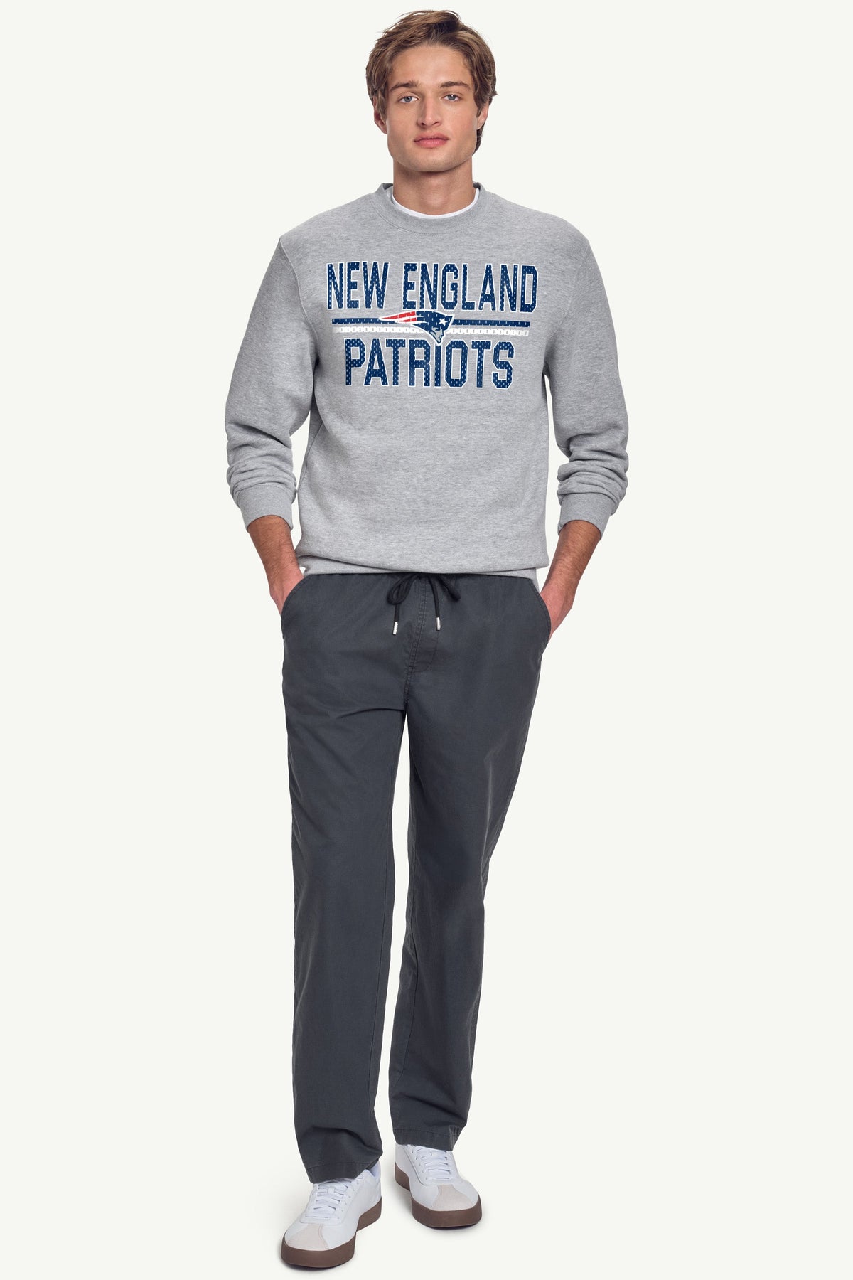 Starter Trending | MENS NEW ENGLAND PATRIOTS MESH LOOK SWEATSHIRT