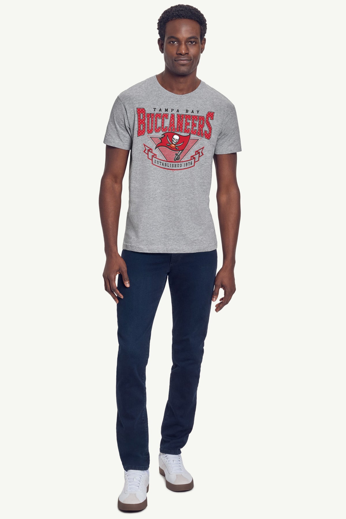 Starter Great Value | MENS TAMPA BAY BUCCANEERS 80's INSPIRED T SHIRT