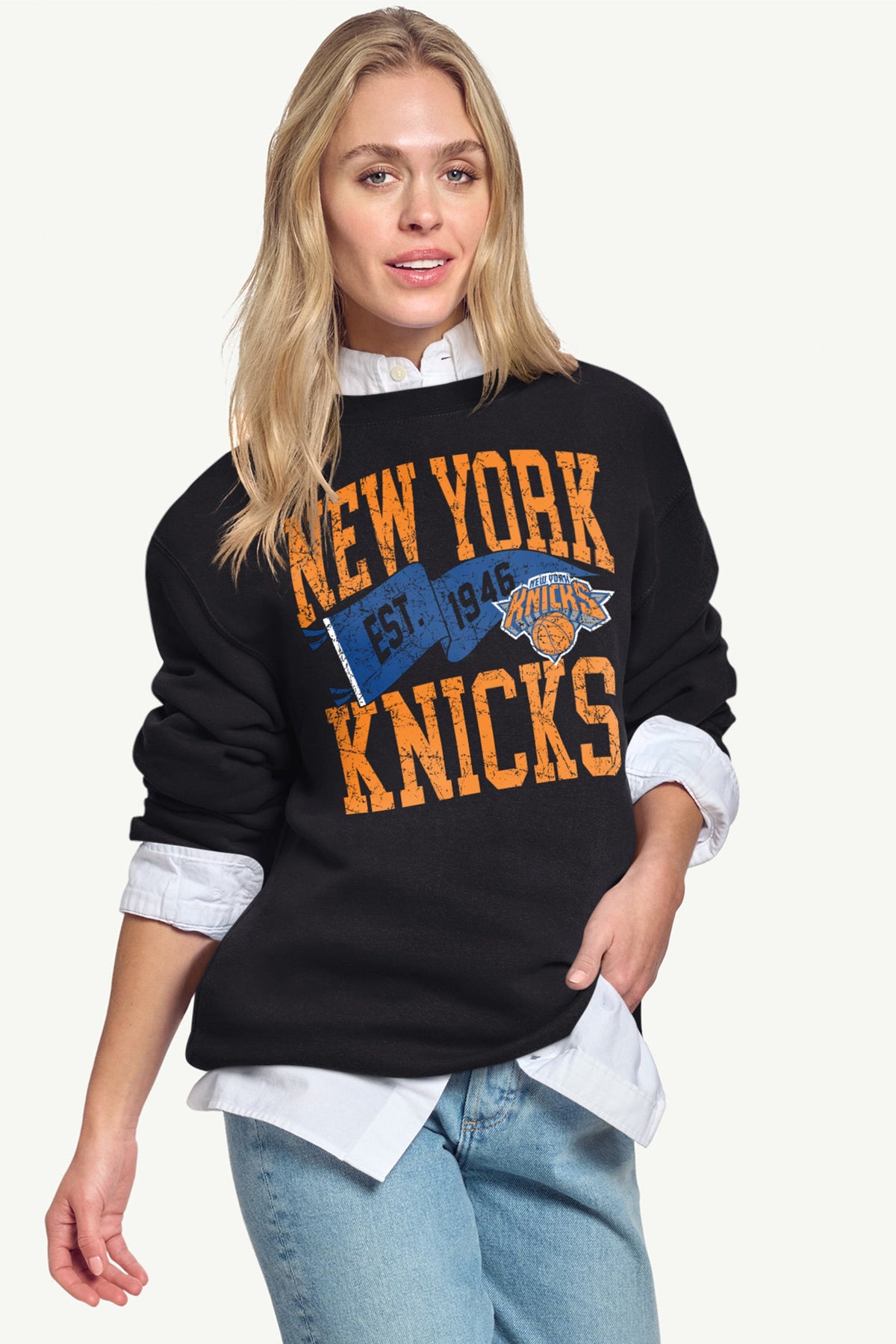 Starter Featured | WOMENS NEW YORK KNICKS PENNANT SWEATSHIRT