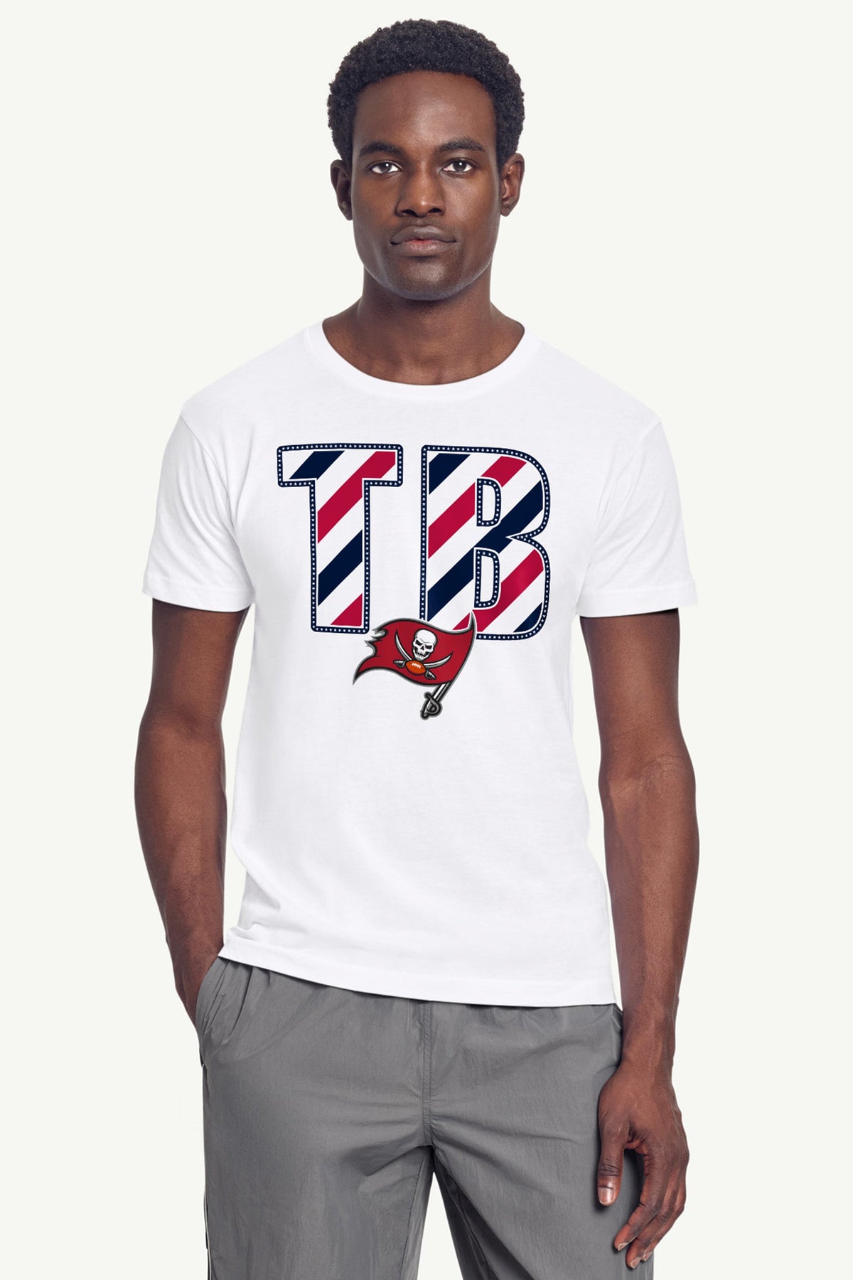 Starter Everyday | MENS TAMPA BAY BUCCANEERS STARS AND STRIPES T SHIRT